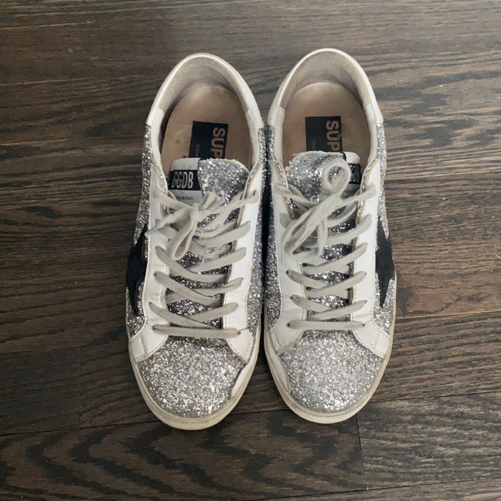 COPY - Rare Golden Goose sneakers silver glitter with black star